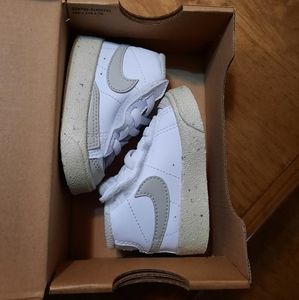 Nike blazer